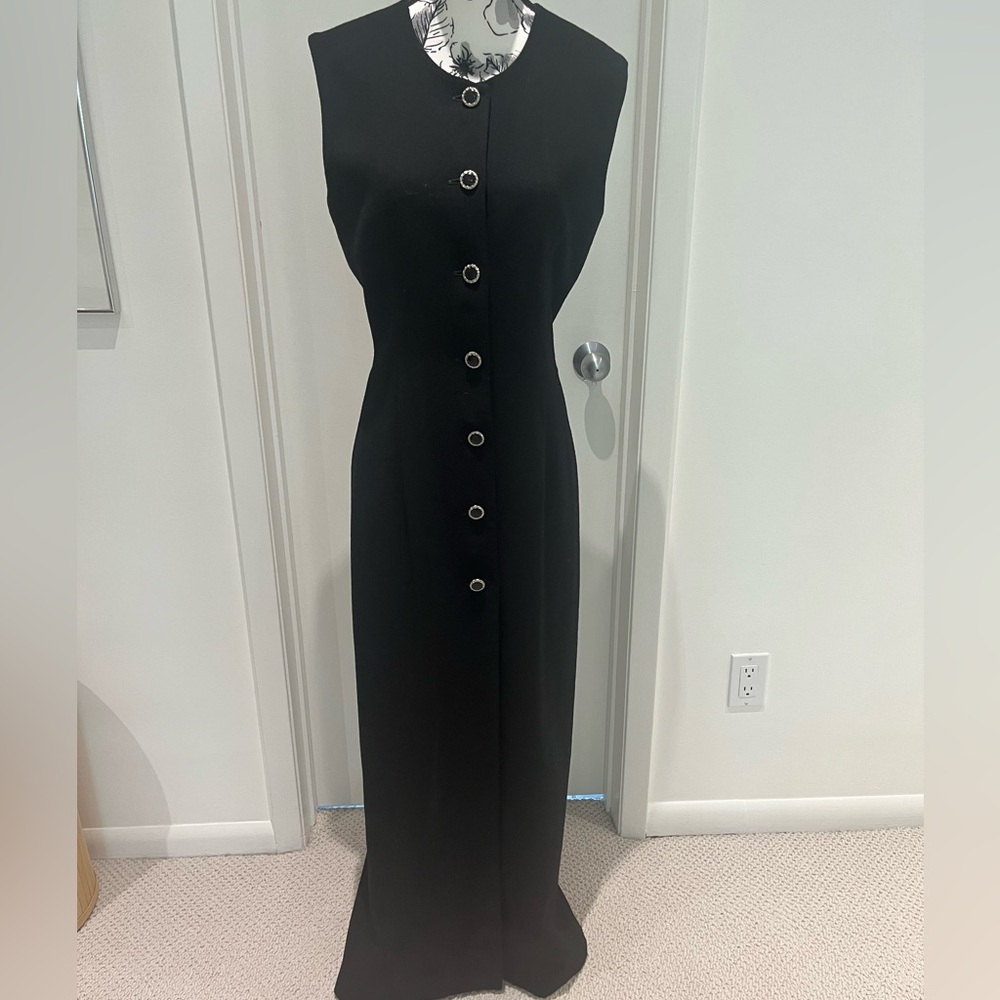 Loucas Dress